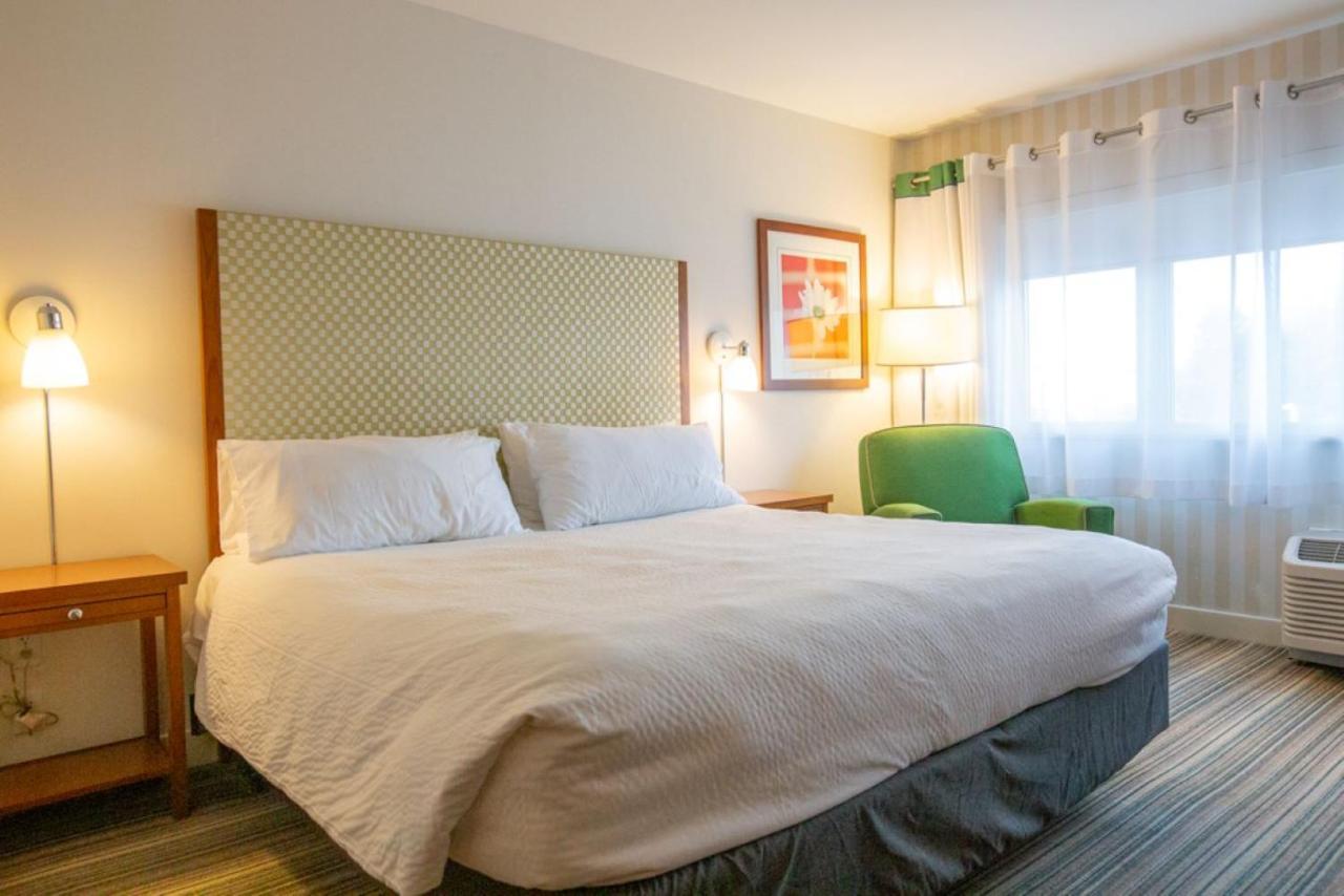 Holiday Inn Express Columbus Airport Easton Extérieur photo