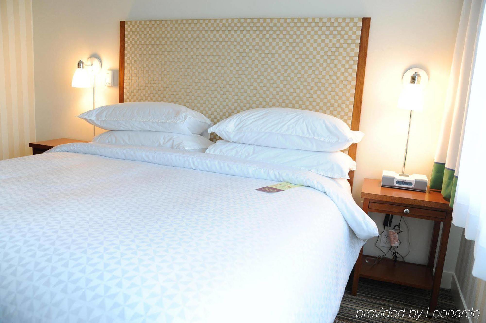 Holiday Inn Express Columbus Airport Easton Chambre photo